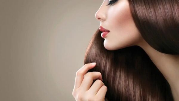 మీ జుట్టు సిల్కీగా పట్టులా ఉండాలా.. అయితే షాంపూ బదులు ఇవి ట్రై చెయ్యండి