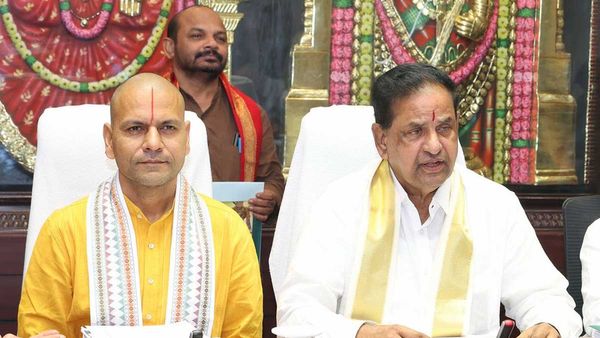  TTD: రెండు గంటల్లోనే శ్రీవారి దర్శనం, భక్తులకు వసతి ఇక నుంచి - ఛైర్మన్ కీలక ప్రకటన..!!