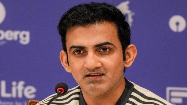 దగ్గరుండి అస్సాం రైలెక్కించావ్ కదరా..!!