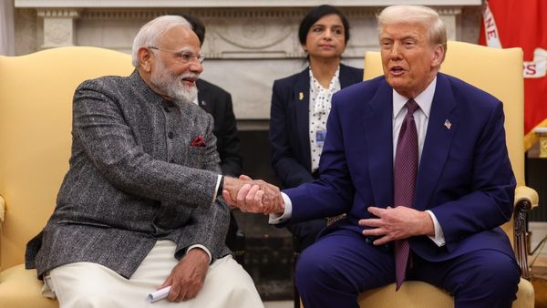 అమెరికాతో ఆయుధ డీల్: చైనా, పాకిస్తాన్‌లకు బిగ్ షాక్!