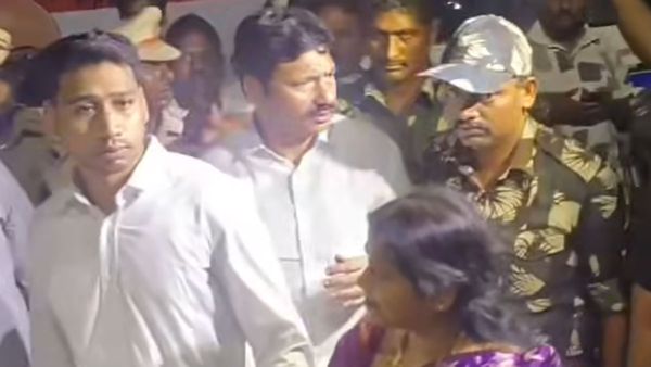 జోగి రమేశ్ కు మరో ఝలక్ ..! కుమారుడికీ పోలీసుల షాక్..?