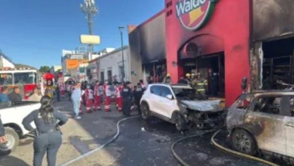 వీకెండ్ రద్దీ వేళ..పేలిపోయిన సూపర్ మార్కెట్- 23 మంది స్పాట్ డెడ్ మృతదేహాలు చెల్లాచెదురు