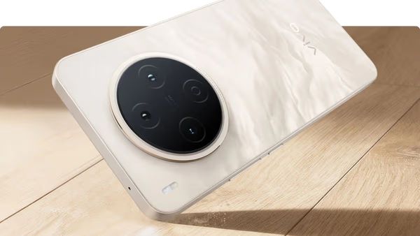 200 MP కెమెరా, 7,000 mAh బ్యాటరీ.. వివో Y500 ప్రో లాంఛ్ !!