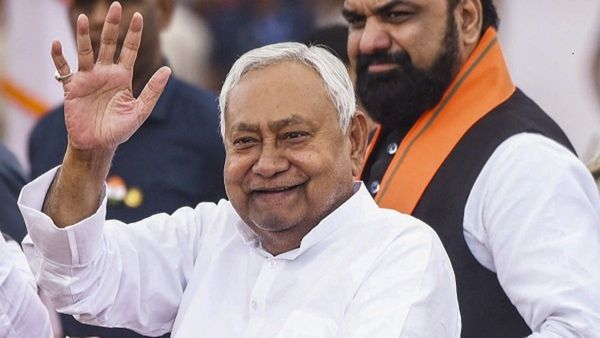 బీజేపీ కీలక డిమాండ్లకు అయిష్టంగానే తలూపిన నితీష్..!!