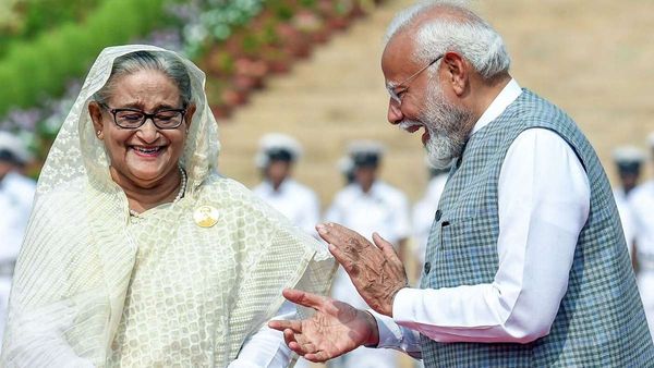 భారత్ చేతిలో Sheikh Hasina తలరాత: మోదీ విచక్షణాధికారాలు ప్రయోగిస్తారా?