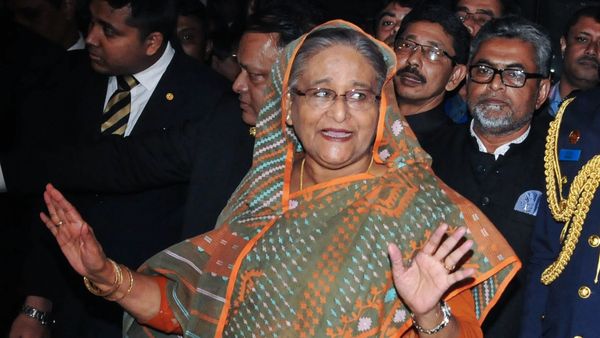 అవినీతి కేసులో షేక్ హసీనాకు 21 ఏళ్ల జైలుశిక్ష