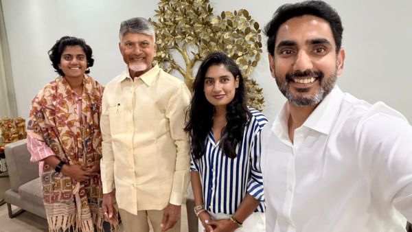 ప్రపంచ కప్ విన్నర్ శ్రీచరణికి ఏపీ సర్కార్ బంపరాఫర్!