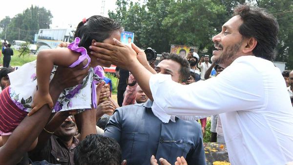 జగన్ జిల్లాల యాత్ర.. పార్టీ ప్లీనరీ, ముహూర్తం ఫిక్స్ - ఇక యాక్షన్ మోడ్..!!