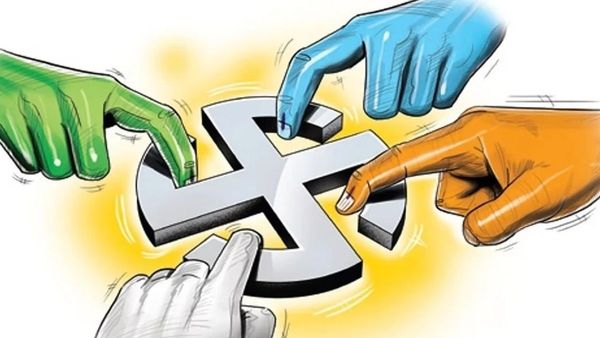 హన్మకొండ జిల్లా నేరెళ్ళలో చింపాంజీ, ఎలుగుబంటిలతో వినూత్న ప్రచారం