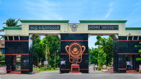 ఆంధ్రా యూనివర్సిటీ మాజీ వీసీ ప్రాసాద్ రెడ్డికి జైలు శిక్ష.. ఏపీ హైకోర్టు సంచలన తీర్పు!