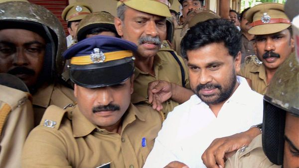 స్టార్ హీరోయిన్ పై లైంగిక దాడి: మలయాళ సూపర్ స్టార్ పై కోర్టు తుది తీర్పు