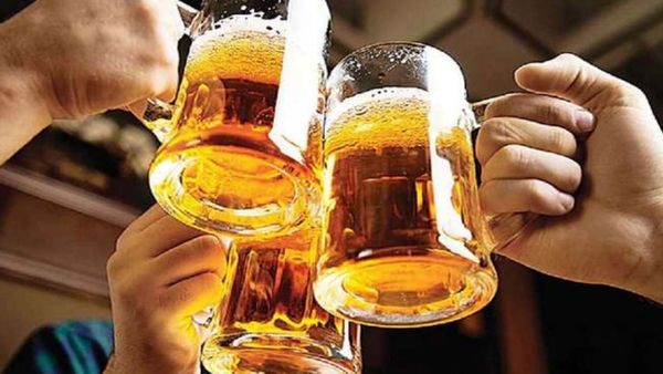 తెలంగాణలోని మందు బాబులకు గుడ్ న్యూస్