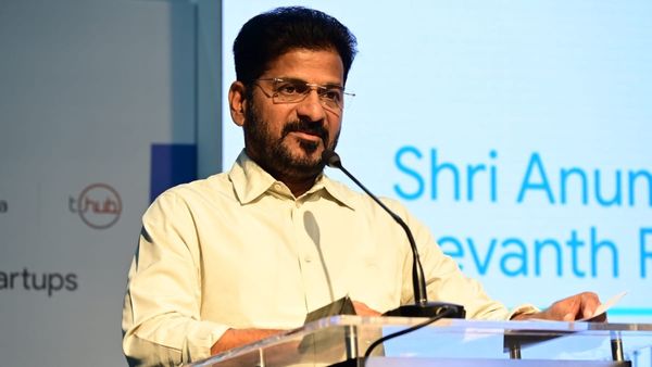 సీఎం రేవంత్ రెడ్డి మాస్టర్ ప్లాన్: పేద విద్యార్థుల భవితకు గ్యారెంటీ!