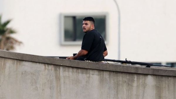 సిడ్నీ ఉగ్రదాడిలో సంచలనం.. ఉగ్రవాదికి హైదరాబాద్ లో పాస్ పోర్టు..