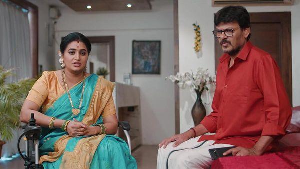 Karthika deepam 2 December 15th:కాంచనకు శ్రీధర్ సర్‌ప్రైజ్- దీప కౌంటర్..!!