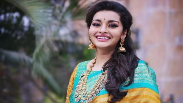 ఆ సినిమాని అందరూ చూడాలంటున్న పవన్ మాజీ భార్య.. ఓజీ కాదు !