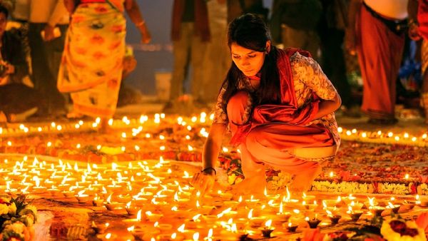 యునెస్కో వారసత్వ జాబితాలో దీపావళికి చోటు.. ప్రధాని మోడీ స్పెషల్ పోస్ట్ !