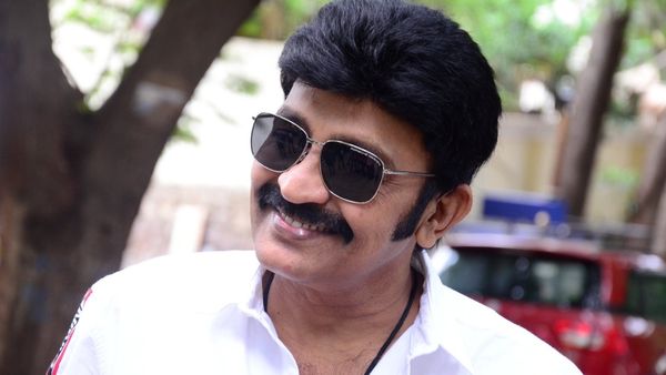 హీరో రాజశేఖర్‌‌ని 