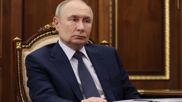 యూరప్‌తో యుద్ధానికి రష్యా సిద్ధం!: పుతిన్ వార్నింగ్