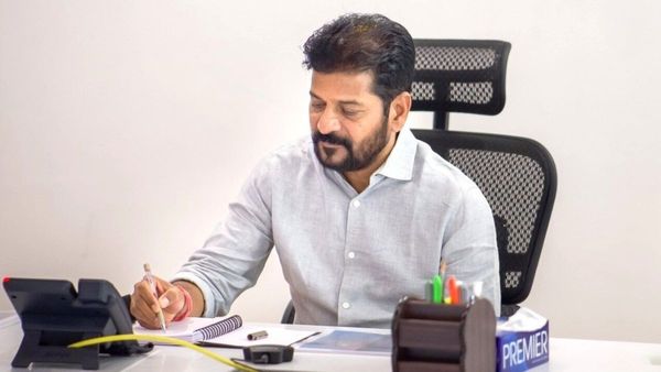 తెలంగాణ రైజింగ్ స్పీకర్లు వీళ్లే- జాబితాలో సినీ, క్రీడా అతిరథులు