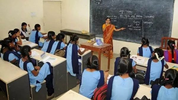 పాఠశాలల టైమింగ్స్ మార్పు - చలి ఎఫెక్ట్, కొత్త వేళలు ఇలా..!!