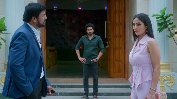 Karthika deepam 2 December 18th:వైరాతో జ్యోత్స్న జత..సీఈవో పోస్ట్ కోసం కొత్త కుతంత్రం!