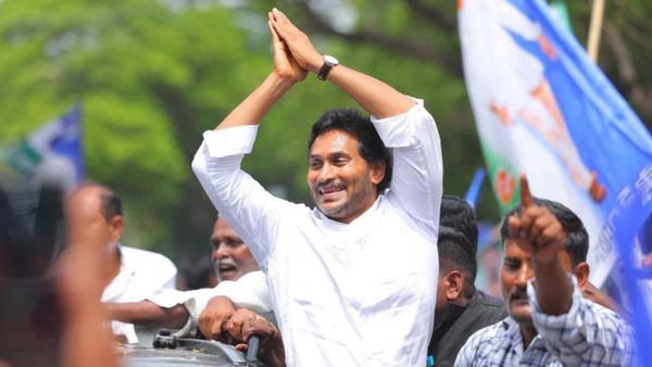 ఇదీ జగన్ స్ట్రెంగ్త్..!!