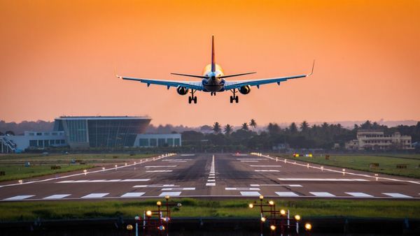 గడ్డ కట్టుకుపోతున్న అమెరికా: ఆ నగరాలకు Air India ఫ్లైట్లు బంద్..!!