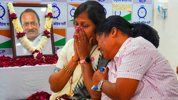 Ajit Pawar: అజిత్ పవార్ ఆస్తులు, అప్పుల విలువ ఎంతో తెలుసా? 