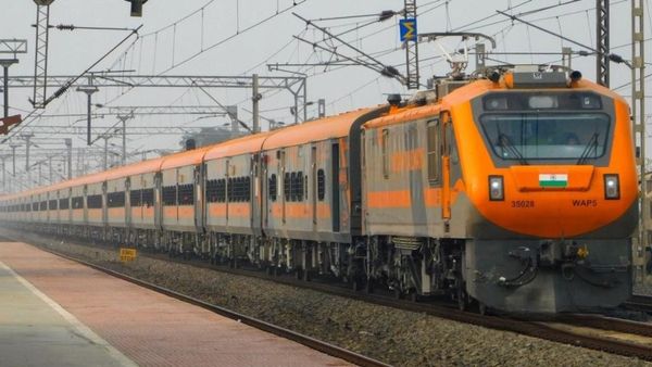 బిగ్ న్యూస్.. చర్లపల్లికి అమృత్ భారత్ ఎక్స్‌ప్రెస్ రానుందహో.. !!