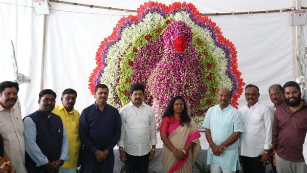 దుమ్ము రేపుతున్న అనకాపల్లి ఉత్సవం.. మొదలైన సంబరం!