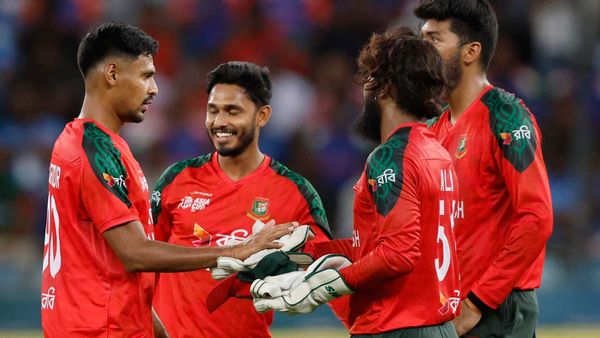 T20 World cup: బంగ్లాదేశ్ స్థానంలో కొత్త టీం ఎంట్రీ - బీసీబీకి కోలుకోలేని దెబ్బ..!!