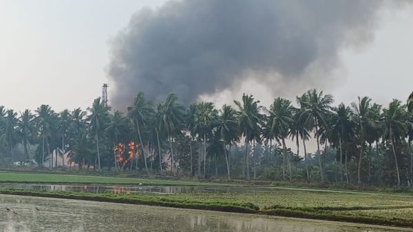 కోనసీమలో మరో బ్లో అవుట్..! ఎగసిపడుతున్న మంటలు..!