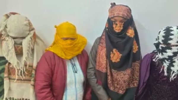 ఐఏఎస్‌ అధికారిణి ఇంటిని అద్దెకు తీసుకుని.. గుట్టుగా వ్యభిచారం..