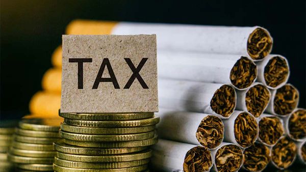 సిగరెట్లపై ట్యాక్సులు తగ్గించండి ప్లీజ్.. కేంద్రమంత్రికి షాకింగ్ విజ్ఞప్తి