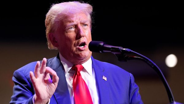 అడ్డొస్తే ఆగం జేస్తా.. గ్రీన్‌లాండ్ కోసం ట్రంప్ వార్నింగ్!