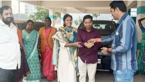 రోడ్డుపై రూ. 5 లక్షల విలువైన బంగారం.. పారిశుద్ధ్య కార్మికులు ఏం చేశారో తెలుసా..?