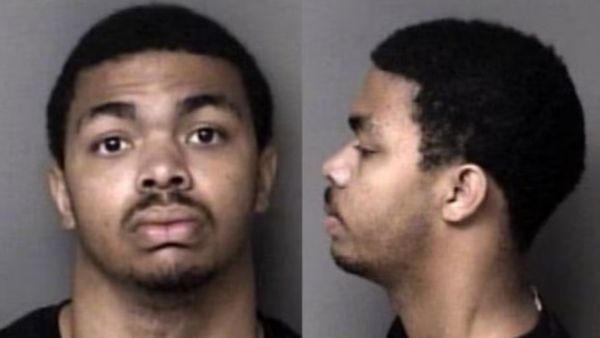 సుత్తులు, కత్తులే ఈ కిరాతకుడి ఆయుధాలు అమెరికాలో భారీ దాడికి ప్లాన్: చివరి నిమిషంలో..!!