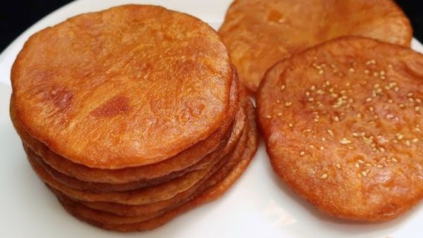 సంక్రాంతి స్పెషల్ బెల్లం అరిసెలు.. పండుగను చేసుకోండి తియ్యగా!