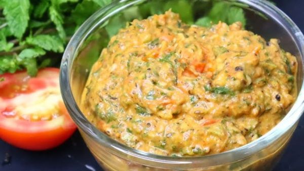 ఆంధ్రా స్టైల్ పుదీనా టమాటా పల్లీల పచ్చడి., అన్నం లోనే కాదు టిఫిన్స్ కు సూపర్