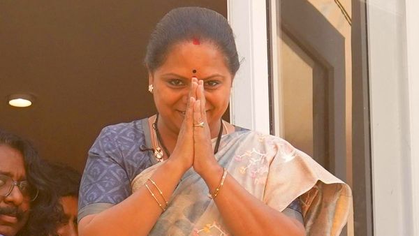 ఆ విషయంలో తెలంగాణాకు కేంద్రం హెచ్చరిక, కవితకు హ్యాట్సాఫ్ అన్న కేంద్రమంత్రి