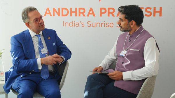 దావోస్ నుంచి లోకేష్ లక్ష కోట్ల న్యూస్..! విశాఖ, సీమకు పండగే..!