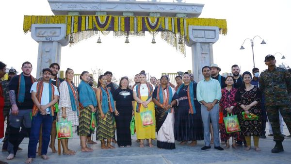 మేడారంలో న్యూజిలాండ్‌ 