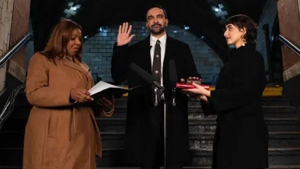 న్యూయార్క్ మేయర్‌గా ఫస్ట్ టైమ్ ముస్లిం వ్యక్తి.. ప్రమాణ స్వీకారం అక్కడే ఎందుకంటే ??