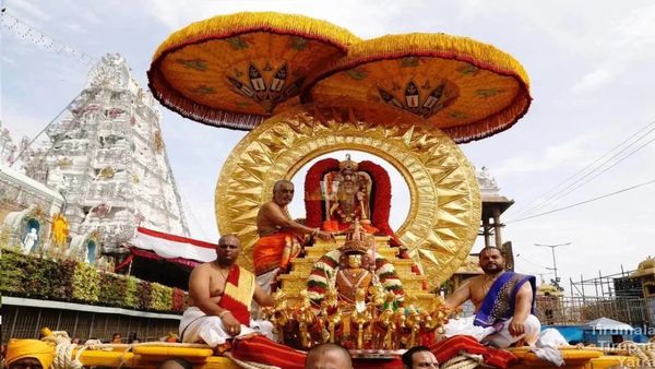Rathasaptami: తిరుమల కిటకిట, ఓకే రోజు ఏడు వాహనాల్లో శ్రీవారి దివ్య దర్శనం..!!
