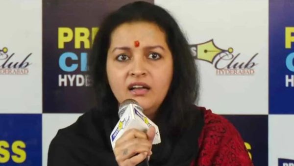 అప్పుడు లేవని నోళ్లు ఇప్పుడెందుకు లేస్తోన్నాయ్..: ఏకి పారేసిన రేణు దేశాయ్