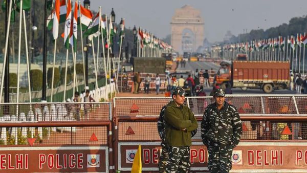 దేశవ్యాప్తంగా రిపబ్లిక్ డే వేడుకలు.. భద్రత కట్టుదిట్టం..