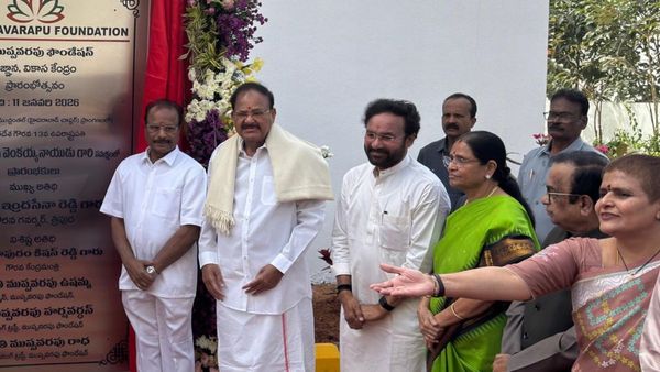 రాజకీయాల్లోకి నా బిడ్డల్ని రానివ్వను: వెంకయ్య నాయుడు సంచలన ప్రకటన