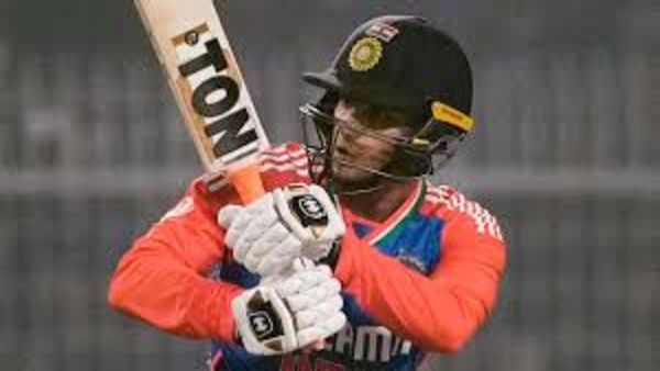 షేక్ అవుతున్న అభిషేక్ శర్మ, క్యా గలత్ హై - సూపర్ 8లో గంభీర్ కొత్త ఫార్ములా..!!