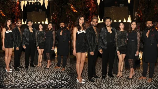 పార్టీలో చిల్ అవుతున్న రామ్ చరణ్ - అల్లు అర్జున్.. పిక్ వైరల్ !!